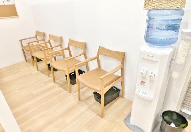 からだ接骨院 名谷院 待合スペース